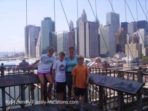 new york city travel with kids brooklyn bridge