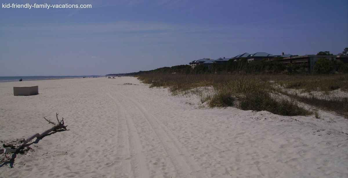 Hilton Head South Carolina - one of the best family beach vacations that there is for families with young children. Sand, pools and good clean beaches!