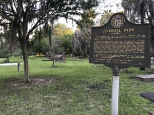 colonial park sign